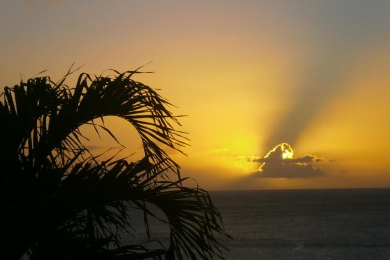 coucher de soleil sur Deshaies